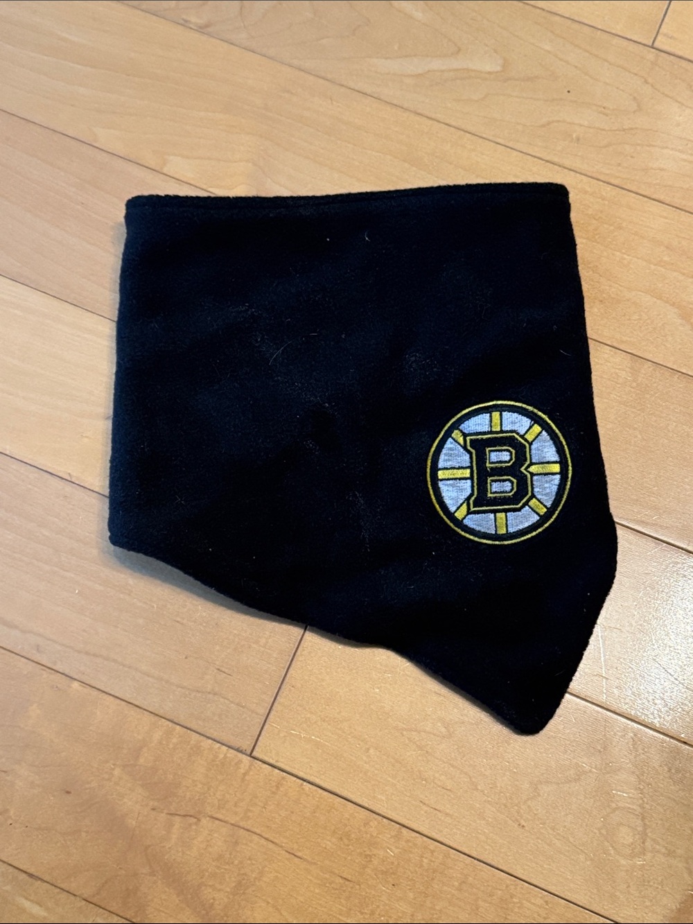 Kids Black Fleece Neck Warmer with Boston Bruins NHL Team Logo